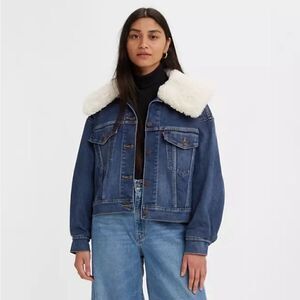 Levi's® Premium
WARM BABY BUBBLE TRUCKER JACKET